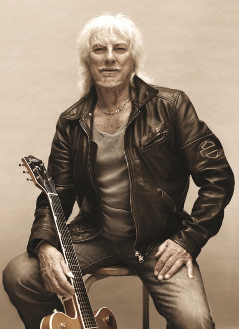 Musique. Le chanteur Hugues Aufray sera prochainement en concert à Chevigny-Saint-Sauveur. Le dernier troubador